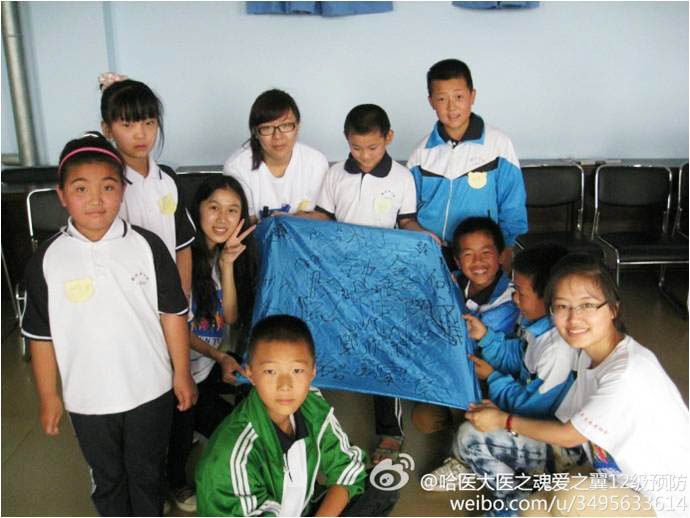 �����I�t(y��)�ƴ�W(xu��)���t(y��)֮�ꡤ��(��i)֮�������(hu��)��(sh��)�`�F(tu��n)�(du��)�� 7��8�Ձ�(l��i)�������I�p����(li��n)�d�W(xu��)У�M(j��n)��֧�̻��(d��ng)���F(tu��n)�(du��)����ֽM�������ķ����������ӂ��ֳ��Ă�(g��)С�M���D��һ��(g��)С�M�ĺ��ӂ����(du��)�T���(du��)���Ϻ��¿�̖(h��o)��������