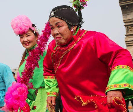 �����һ�����՝}�Ͽh�e�����S����ʵĽ��^�Ļ����(d��ng)�����y(t��ng)���׶��˶�ʣ�����Ⱥ���[�´��� ���ո�ꖾW(w��ng)�ѡ��}��֮�ӡ� �z