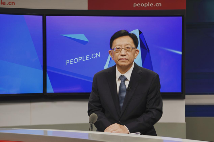 中國節(jié)能環(huán)保集團有限公司黨委書記、董事長宋鑫做客人民網(wǎng)。人民網(wǎng)記者 王曉嘯 攝