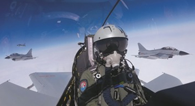 空軍某旅開(kāi)展飛行訓(xùn)練